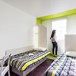 Hotelf1 Evry A6 Hotel *
