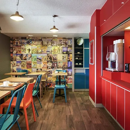 ホテル Hotelf1 Evry A6