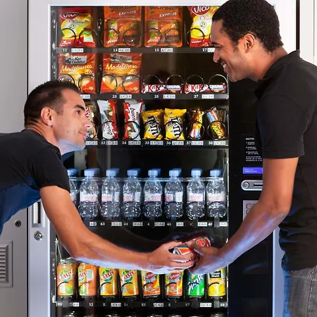 Hotelf1 Evry A6 호텔