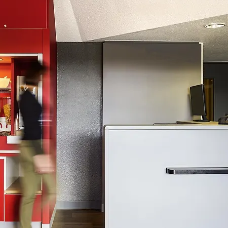 Hotel Hotelf1 Evry A6