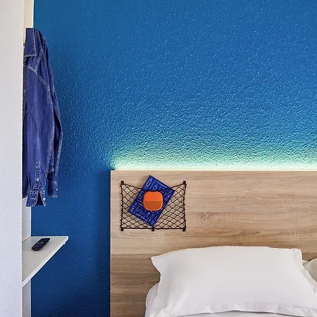 Hotelf1 Evry A6 Отель Courcouronnes
