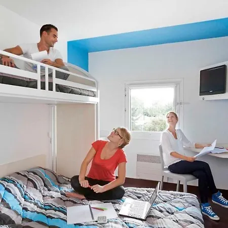 Hotel Hotelf1 Evry A6