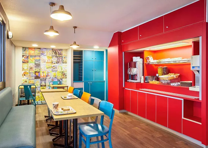 Hotelf1 Evry A6 호텔