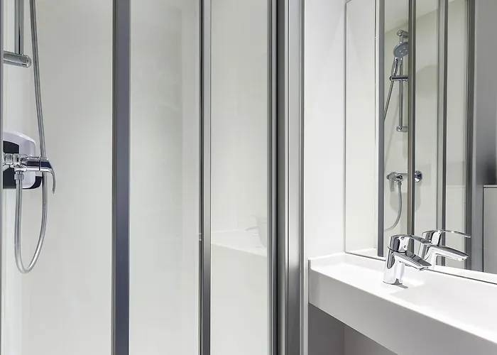 Hotelf1 Evry A6 호텔