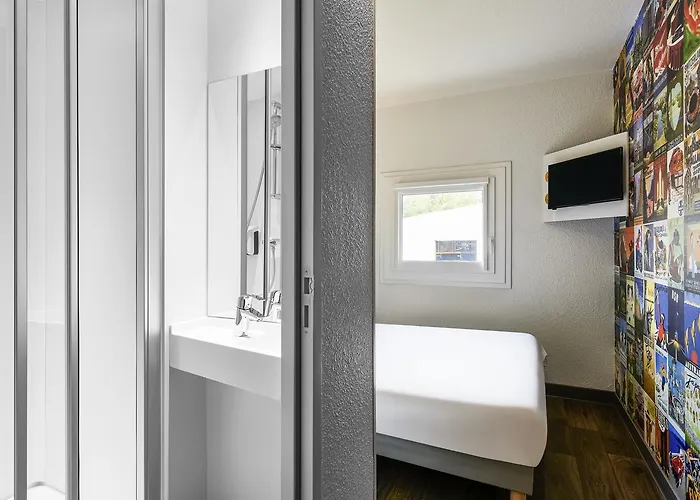 Hotelf1 Evry A6 Courcouronnes